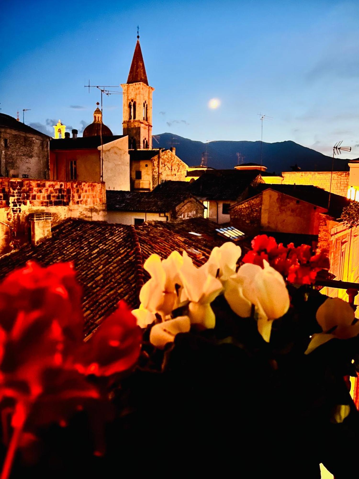 Regina D'Aragona Casa Vacanze Sulmona Exterior foto